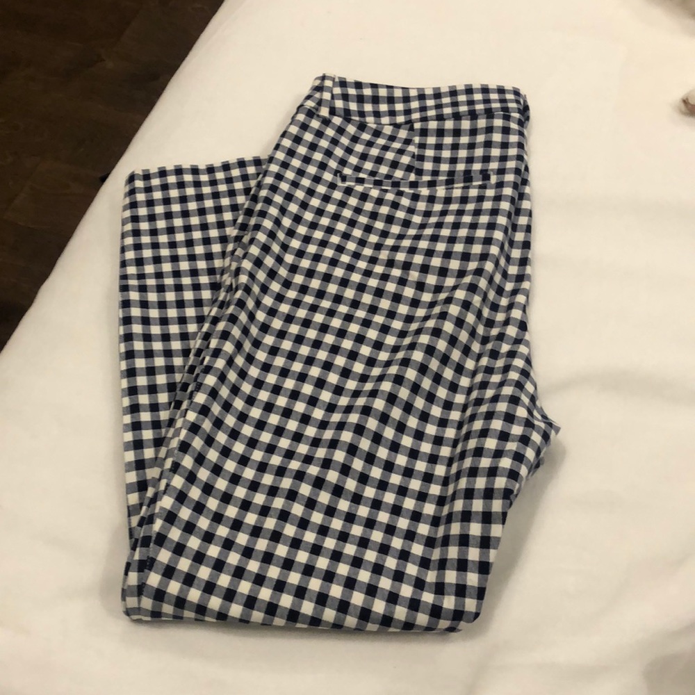 Old Navy high waisted Pixie Pants- navy and white